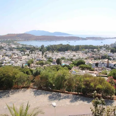 Luxury With Panoramic Sea View Villa *